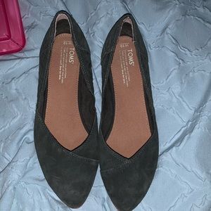 TOMS flats